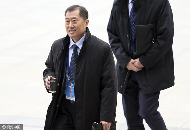 与情侣交换性爱2020